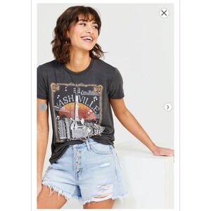 Altar'd State Nashville Music City Graphic Boyfriend T-Shirt‎ Women's Small